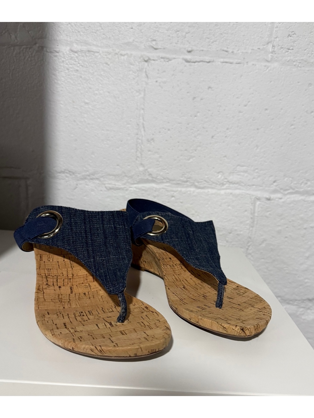 White mountain size 9 blue jean denim wedge heel sandals